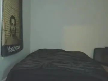 Chaturbate Live Sex of itstarzan