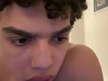 Chaturbate Sex Cam of itstarzan