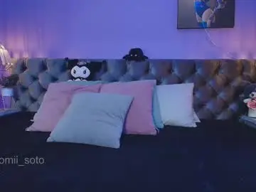 Chaturbate Best live sex cam show of naomii_soto