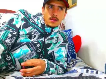 Chaturbate Live Porn of ryan_maxy