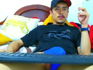 Chaturbate Adult Video Chat of ryan_maxy