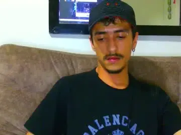 Chaturbate Live Sex of ryan_maxy