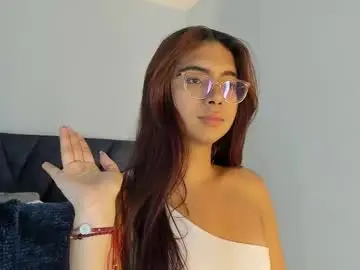 Chaturbate Adult Webcams of sarasaenz_99