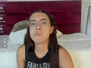 Chaturbate Adult Video Chat of sarasaenz_99