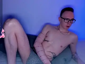 Chaturbate Live Sex Cam of alex_silent