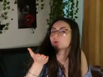 Chaturbate Nude Webcam of naughtyhomemade17