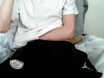 Chaturbate Sex Cam of hug_me