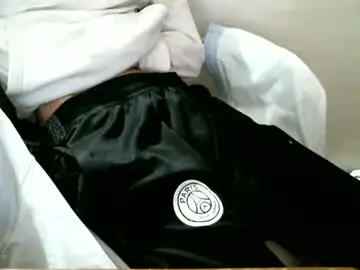 Chaturbate Free Live Porn of hug_me