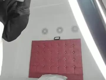 Chaturbate Free Porn Cam of spicyslim_