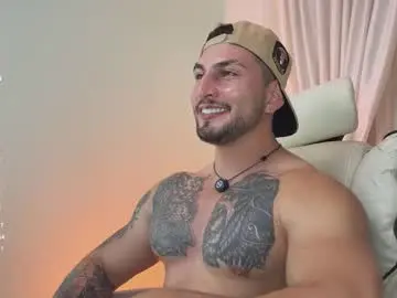 Chaturbate Best live sex cam show of angeloferro1