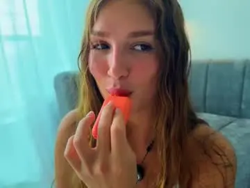 Chaturbate Watch Live Sex Cams of canikissyou_