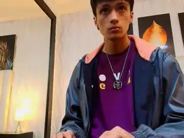 Chaturbate Live Sex Cam of lean_portman