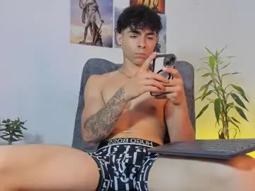 Chaturbate Watch Live Sex Cams of alex_zt