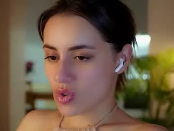 Chaturbate Free Porn Cam of juliacontrol
