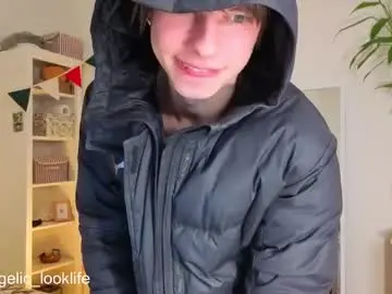 Chaturbate Best live sex cam show of angelic_look