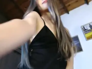 Chaturbate Free Live Porn of rebecca_johonsonn