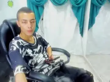Chaturbate Adult Video Chat of dereck_boy8