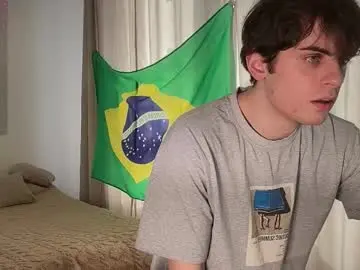 Chaturbate Live Sex Cam of er1c_reeves