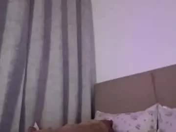 Chaturbate Adult Video Chat of xcxccy19