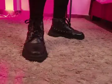 Chaturbate Sex Chat of raven_oa