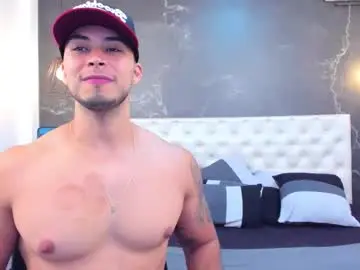 Chaturbate Sex Chat of brandonn_flex