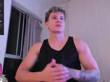 Chaturbate Free Live Porn of derekolsen_