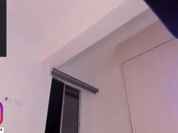 Chaturbate Nude Webcam of derekolsen_