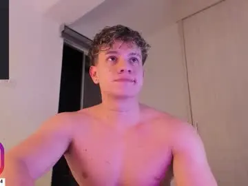 Chaturbate Nude Webcam of derekolsen_