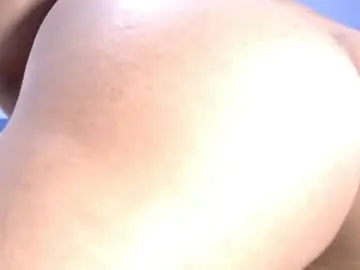 Chaturbate Watch Live Sex Cams of leo_and_kali69