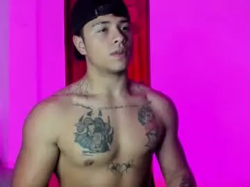 Chaturbate Sex Cam of noah_223