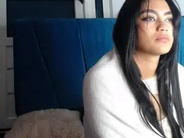 Chaturbate Live Sex Cam of alahia_sweet_official