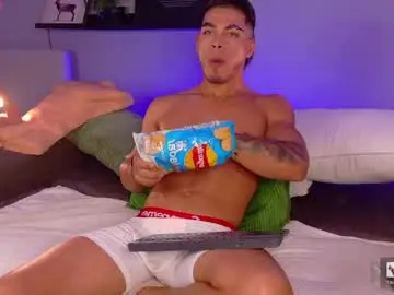 Chaturbate Free Live Porn of ken_boy_