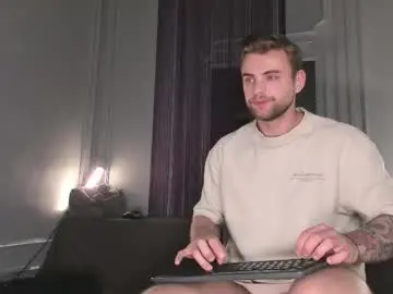 Chaturbate Live Sex of waynemiller_