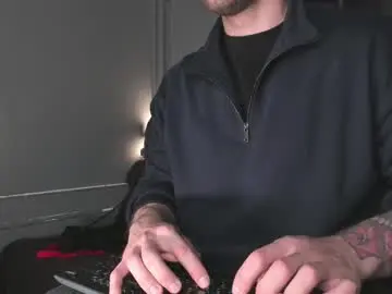 Chaturbate Live Sex of waynemiller_