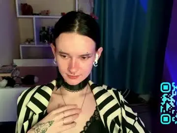 Chaturbate Live Sex Cam of eunabiddlecome