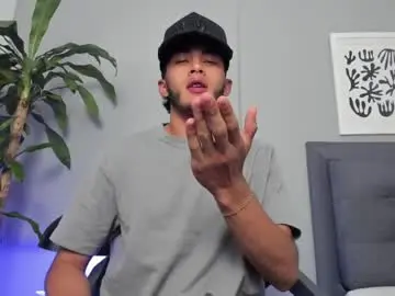 Chaturbate Live Sex of tyler_fox_