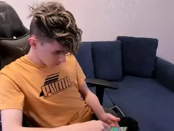 Chaturbate Sex Chat of james_mil