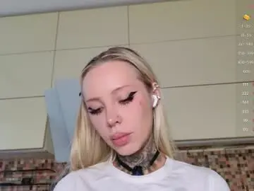 Chaturbate Live Sex Cam of 2badforyou