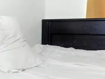 Chaturbate Live Sex Cam of andres_cortes5