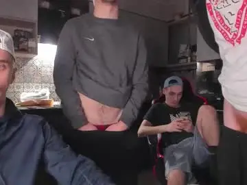 Chaturbate Live Sex of esthetics_boys