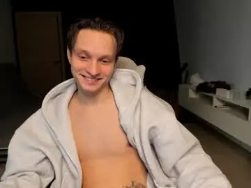 Chaturbate Adult Video Chat of romeo_mercy