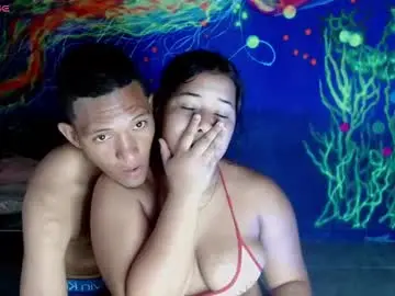 Chaturbate Sex Cam of alana_n_aron