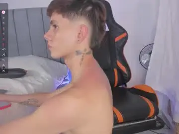 Chaturbate Adult Video Chat of dustinlevine