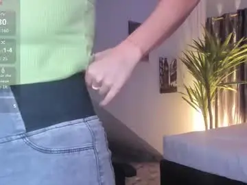 Chaturbate Live Sex Cam of mari_salgado