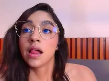 Chaturbate Free Porn Cam of ivyjhonss