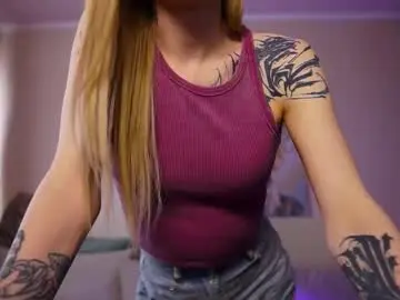 Chaturbate Live Porn of twiinkie_pie