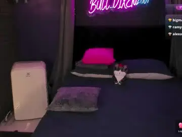 Chaturbate Sex Chat of bull_vixen2001