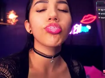 Chaturbate Adult Webcam of bull_vixen2001