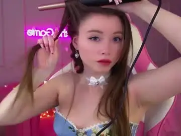 Chaturbate Live Sex Cam of keiraace