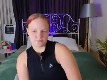 Chaturbate Free Live Porn of kelly_lily_tender